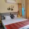 Om Shanthi paying guest house