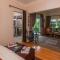Brown Jug Guest House