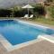 Villa with a pool in Lefkogia