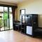 Kata Sea Breeze Resort - SHA Plus