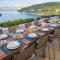 The White House, Brac