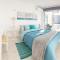 Seaview 3 bedroom Kings Road Penthouse