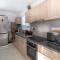 Seaview 3 bedroom Kings Road Penthouse