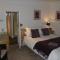 Woodacre B & B