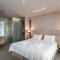 Icarus Hotel