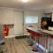 Large Home Accommodates up to 15 in Niagara Falls USA - Ниагара-Фолс
