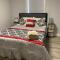 Large Home Accommodates up to 15 in Niagara Falls USA - Ниагара-Фолс