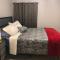 Large Home Accommodates up to 15 in Niagara Falls USA - Ниагара-Фолс