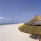 Cabanas Sea View APT in Golden