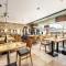 Hotel Sharingham