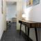 2-Br with Garden and Pool in the Heart of Palm Beach