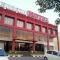 De Botani Hotel