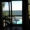 Ron Beach Hotel