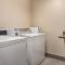 Country Inn & Suites by Radisson, Dakota Dunes, SD
