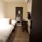 Honest & Warm Hotel