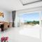 Sunset Lagoon | Villa Rihanna 2