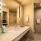 نزل Crescent Bay - لاغونا بيتش