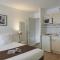 Hotel Cerise Chatou