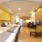 The Malayan Plaza Hotel