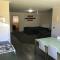 Sportsmans Motor Inn