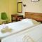 Sotiras Rooms