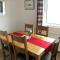 12 Lochiel Road