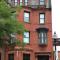 Large Stylish Newbury Street Studio w/ Kitchen