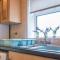 Pippin, Tranquil Scottish Cottage with Hot Tub