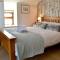 Petrock Holiday Cottages - Newton Saint Petrock