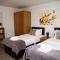 Apt 3, Trafalgar Sq Duplex, 3rd & 4th floor by Indigo Flats - Londýn