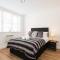 24-7 Secured City Centre Apartments with Free Underground Parking and WiFi - 伯明翰