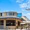 Seabreeze Beach Hotel