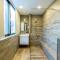 Apinelo Tower Rooms