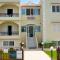 Garifalo Apartments