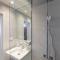 Foto: Vitosha Boulevard Three Bedroom Two Bathroom Lux Suite 30/39