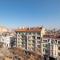 Foto: Vitosha Boulevard Three Bedroom Two Bathroom Lux Suite 39/39