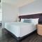 Universals Aventura Hotel