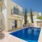 Foto: Picture This, Enjoying Your Holiday in a Luxury 5 Star Villa in Paralimni,For Less Than a Hotel, Par 36/41