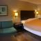 Deerfield Inn and Suites - Fairview - Fairview