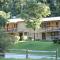 The Evening Shade River Lodge and Cabins - Chimney Rock