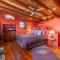 Adobe and Pines Inn Bed and Breakfast - تاوس