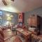 Adobe and Pines Inn Bed and Breakfast - تاوس