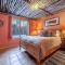 Adobe and Pines Inn Bed and Breakfast - تاوس
