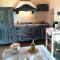 Small cottage with aircon, private terrace and garden - 2000m from the beach by ToscanaTour - 切奇纳