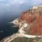 Foto: FISHERMAN'S NEST IN AMMOUDI BAY/OIA 28/29