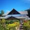 Belle Amie Self Catering
