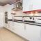 Stylish townhouse - RESORT facilities