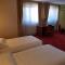 Hotel Golden House