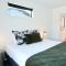 4 - Charming Space, Just a Stone Throw from Central Wanaka