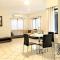 Foto: Bright & modern new 2BR/2Bth w/ parking 4/16